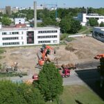 05.05.2020 - Großes Gerät steht bereit (©: Fachbereich 08 - Physik, Mathematik und Informatik)